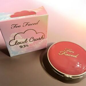 Too Faced Cloud Crush Blush - Head in the Clouds NEW